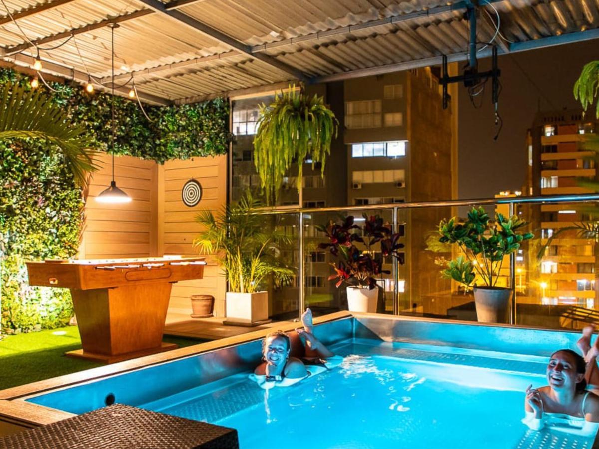 Alpes Lima Kennedy Hostel Екстер'єр фото